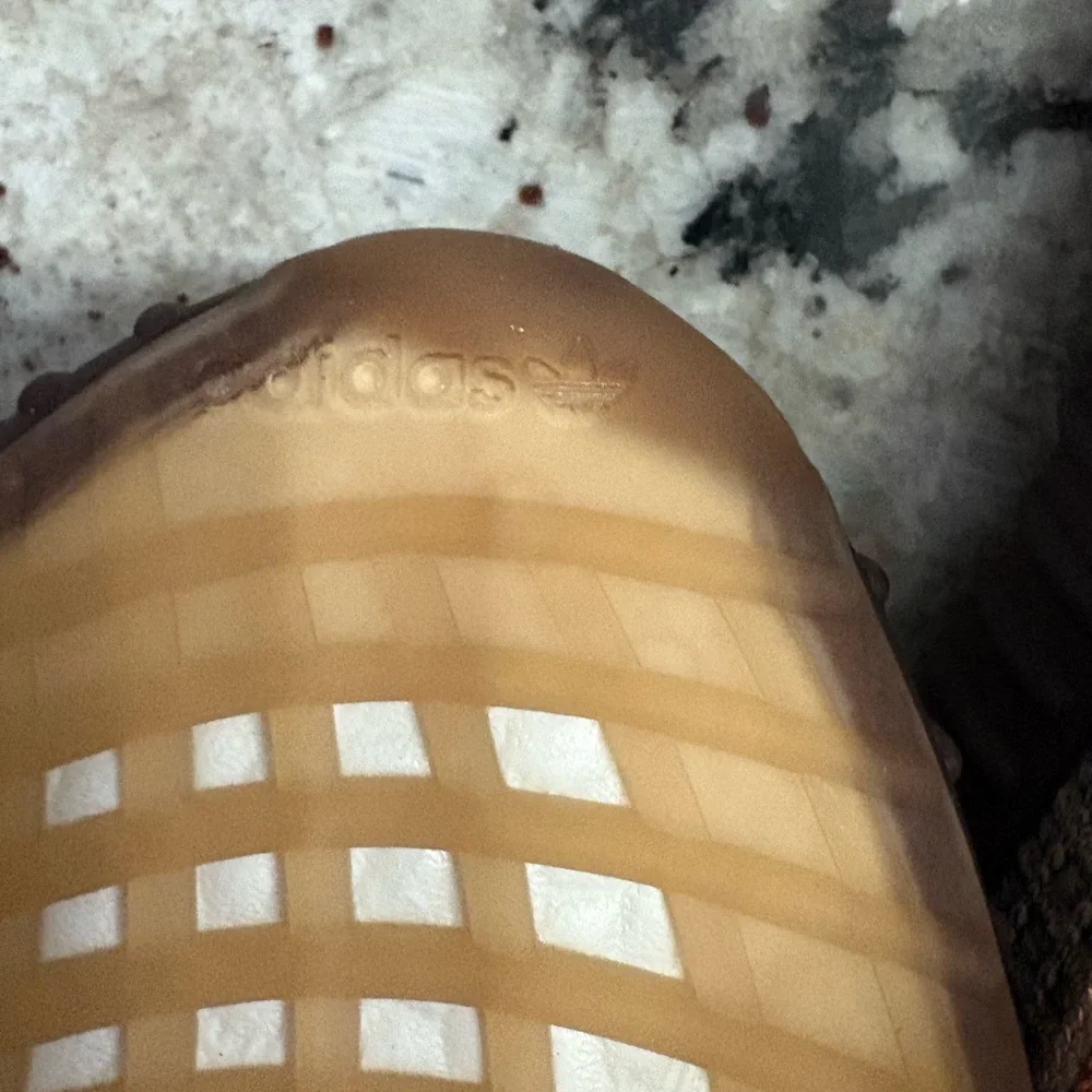 Adidas Tan Boost Sole Footwear size 11 - Picture 4 of 5